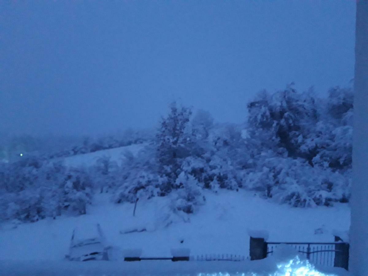 Colt De Rai - Camera De Inchiriat Reșița Dış mekan fotoğraf